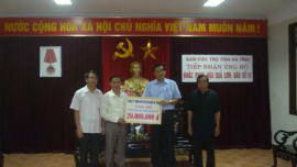 Bia Sài Gòn ủng hộ 1,5 tỷ đồng cho đồng bào chịu ảnh hưởng mưa lũ ở miền Trung